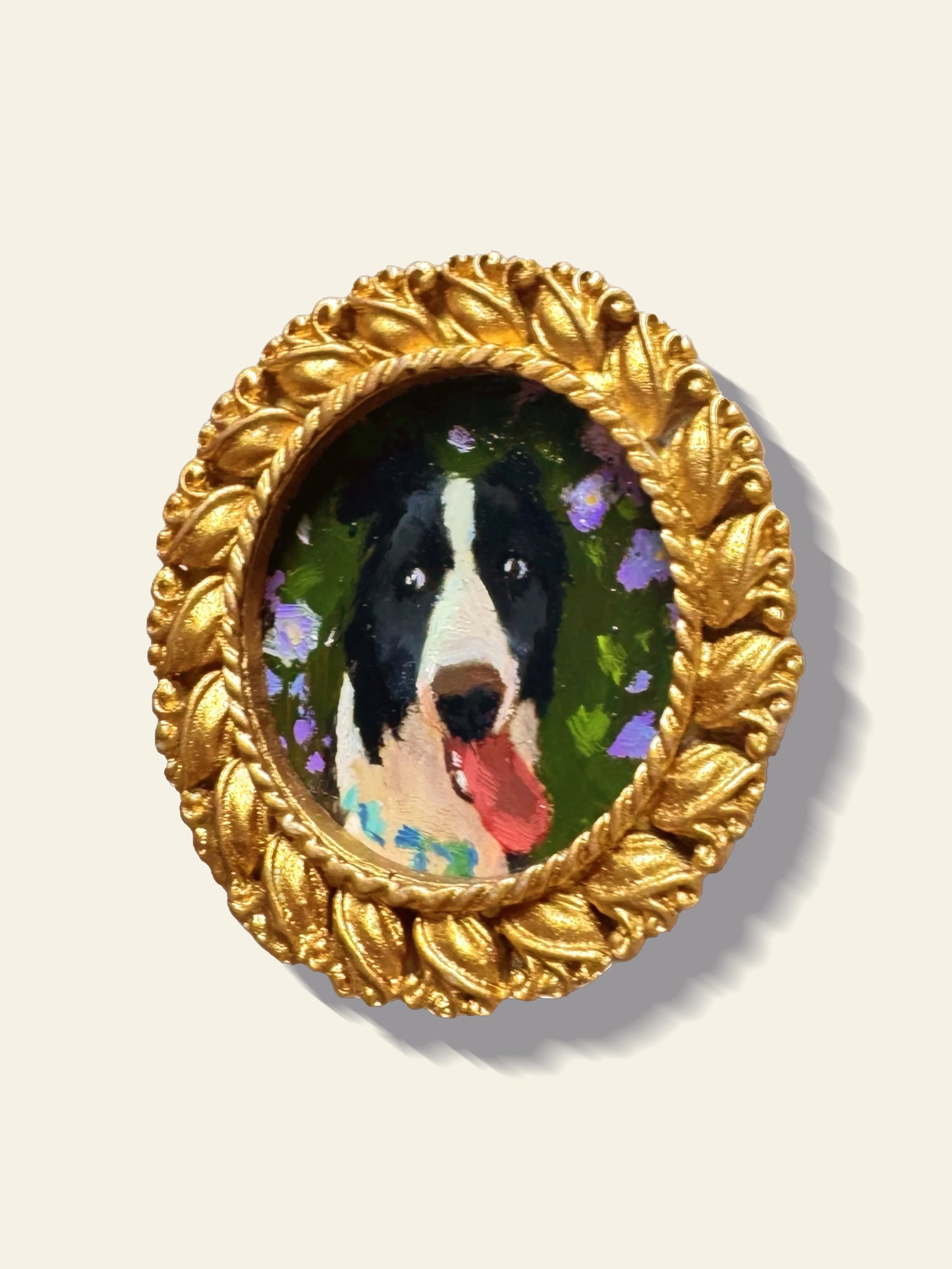 Round Frame Pet Portrait